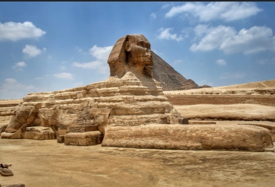 giza pyramids 