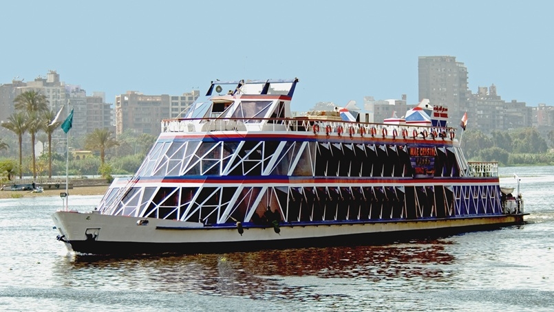 Pyramids of Giza and Lunch Cruise from Sokhna Port