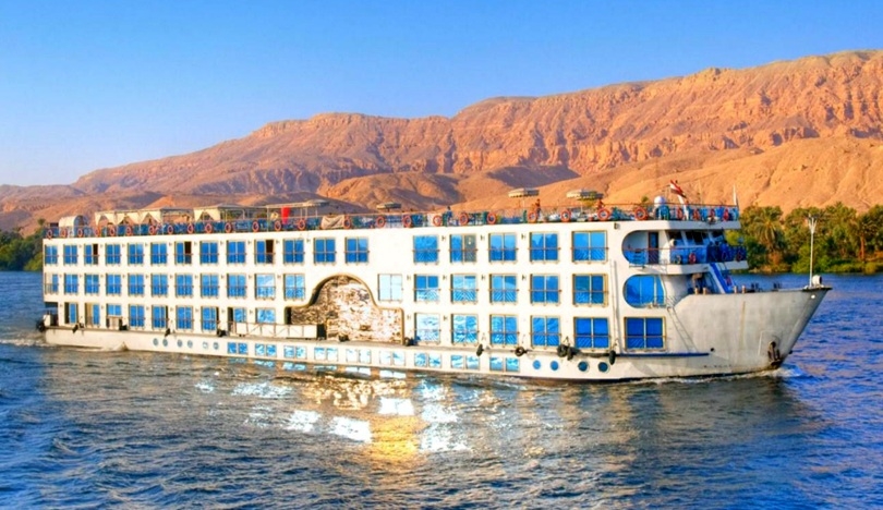 Nile Dolphin Cruise